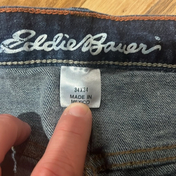Eddie Bauer Straight Fit Flex Jeans - Picture 4 of 5